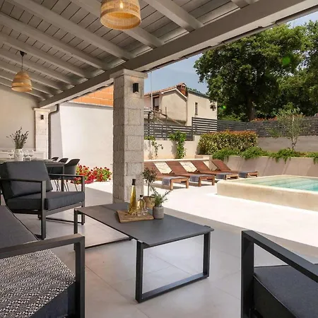 بيت للعطل Molindrio بوريتش